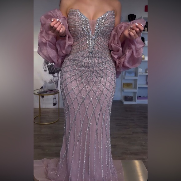 Elegant Pink Evening Gown - Picture 7 of 7